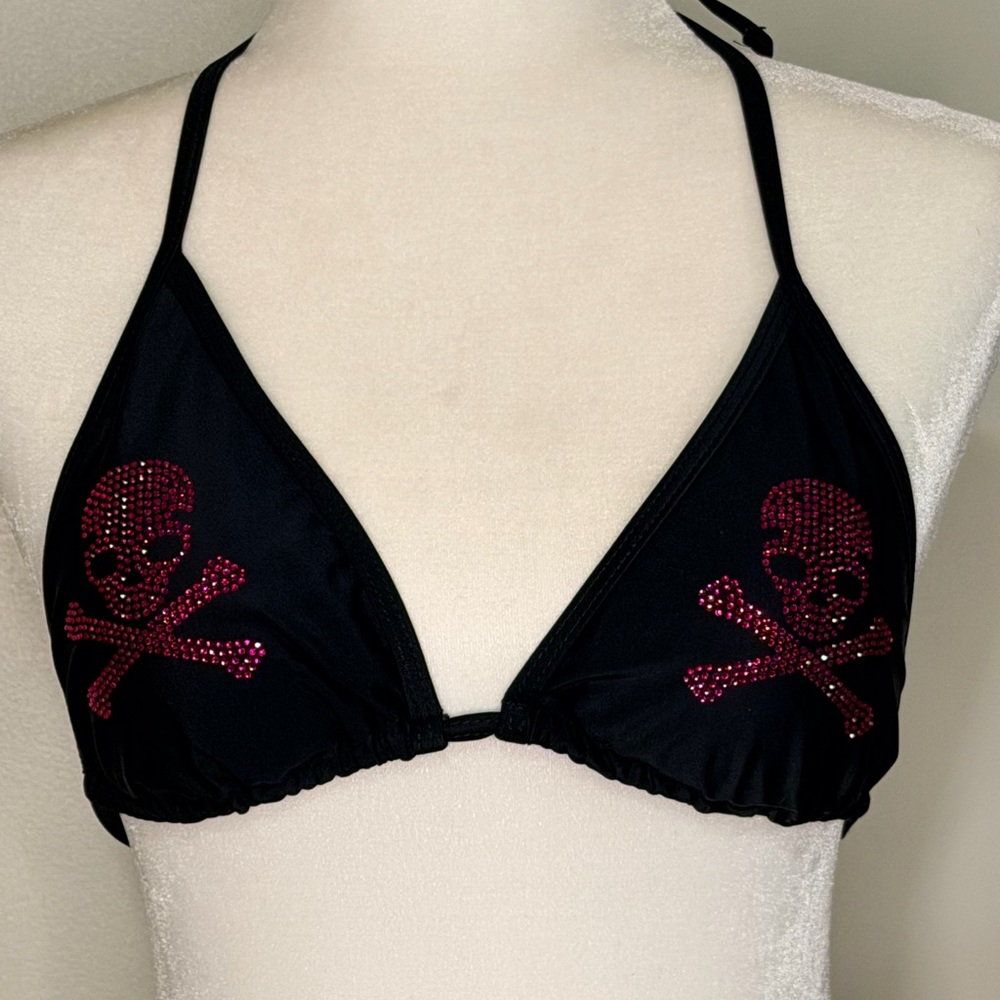ROMWE Black Bikini Top with Pink Accents